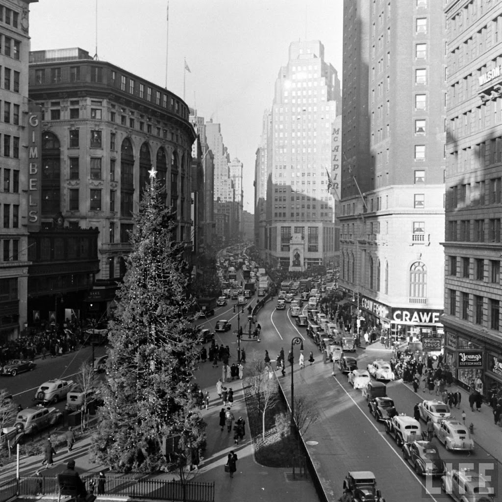 Christmas in the afternoon: A tour around Greeley Square - The Bowery Boys:  New York City History