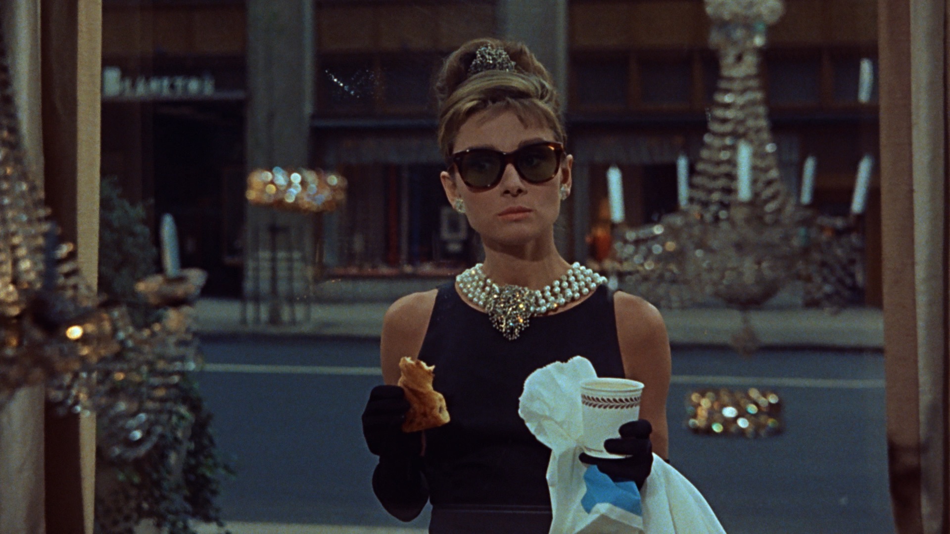 Breakfast at tiffany s reparto